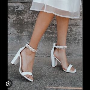 Lulus Mylan White Ankle strap Block Heel Sandals